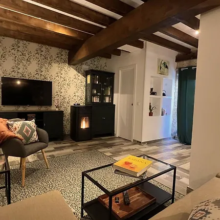 بيت للعطل Cozy Galician Stone With Fireplaces And Pool *