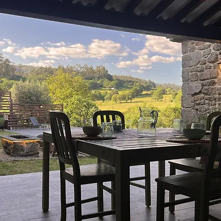 Cozy Galician Stone With Fireplaces And Pool